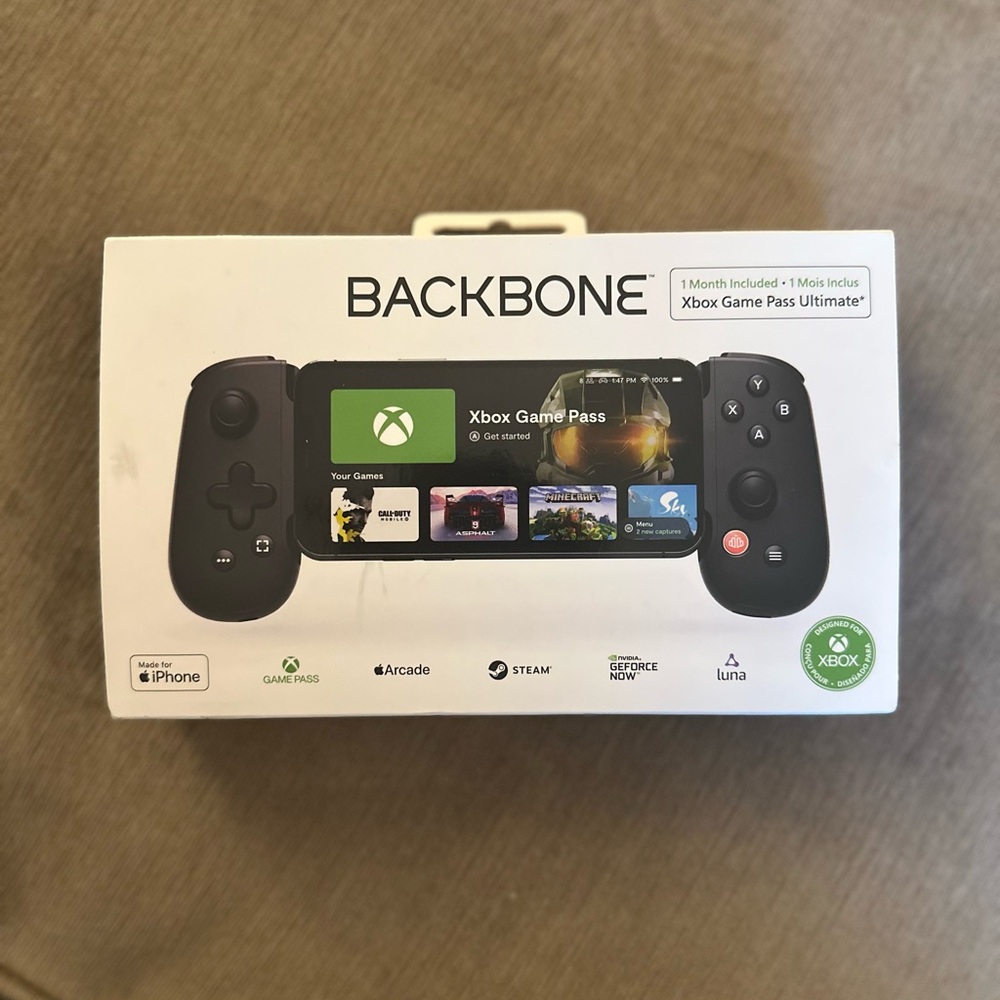 Backbone Black Handheld Gaming Console for iPhone (series 14 lightning)